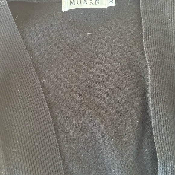 GUC MUXXN Black Bolaro Shrug Cardigan - Picture 8 of 9